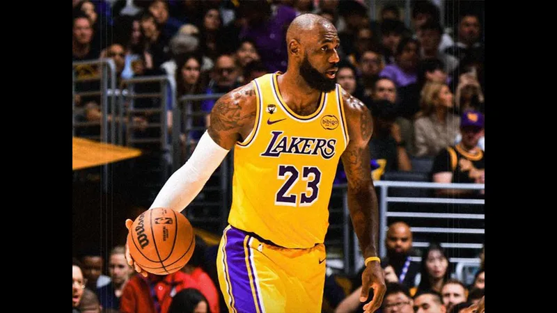 NBA｜詹姆斯20分10助7失誤湖人險勝勇士！庫裡缺陣全明星，肯納德10分