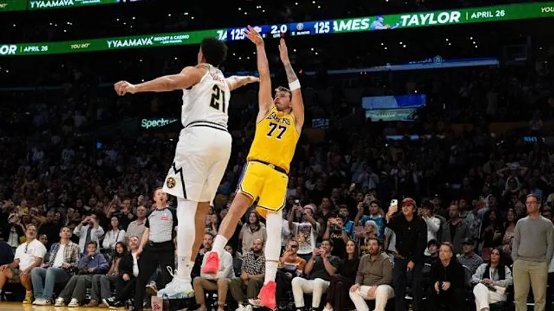 NBA｜0.5秒準絕殺!東契奇收掉金塊 湖人加時大戰5連勝