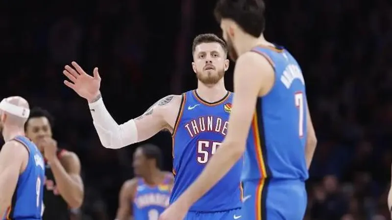 NBA｜11分對43分！ 2陣比拼，雷霆完勝火箭！ 24歲強援遭截胡，史東失算